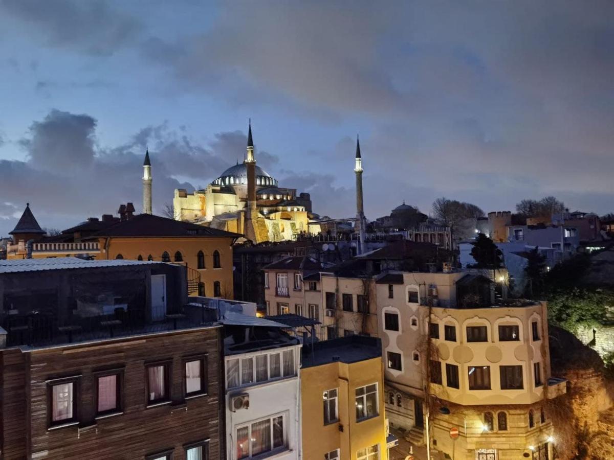 Henna Hotel Istanbul Exteriör bild